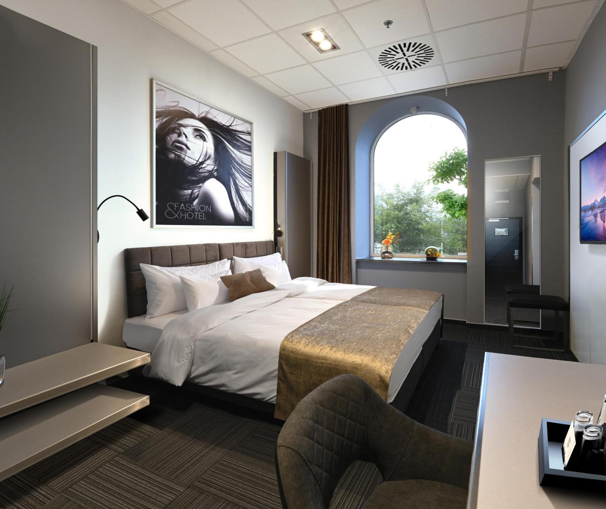 Fashion City Hotel Superior Budapest Luaran gambar